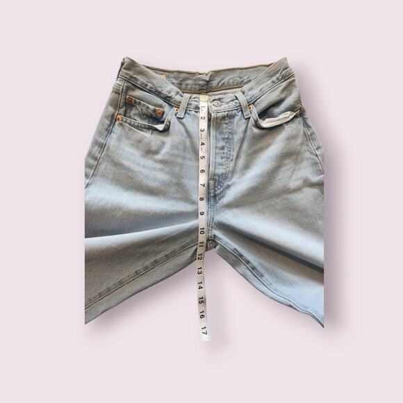 Levi's 501 81' Women's 25×31 Big E Light Wash Denim Vintage‎ Reproduction - Picture 7 of 16